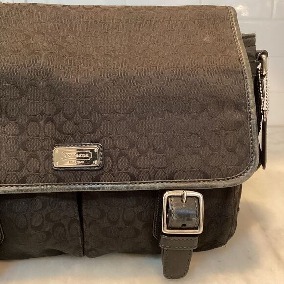 Coach Signature Logo Y2K Unisex Saddle Messenger Bag - Picture 3 of 16